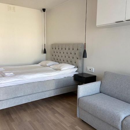 Ferienwohnung Parvekkeellinen Yksioe Keskustassa Turku Exterior foto