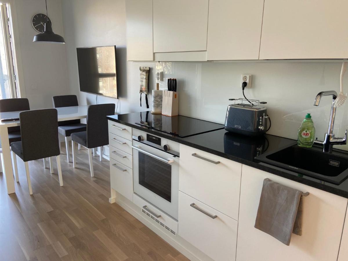 Ferienwohnung Parvekkeellinen Yksioe Keskustassa Turku Exterior foto